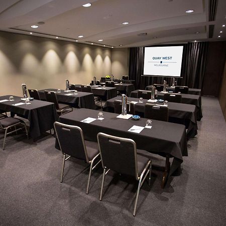 Quay West Suites Melbourne City Exterior foto Meeting room
