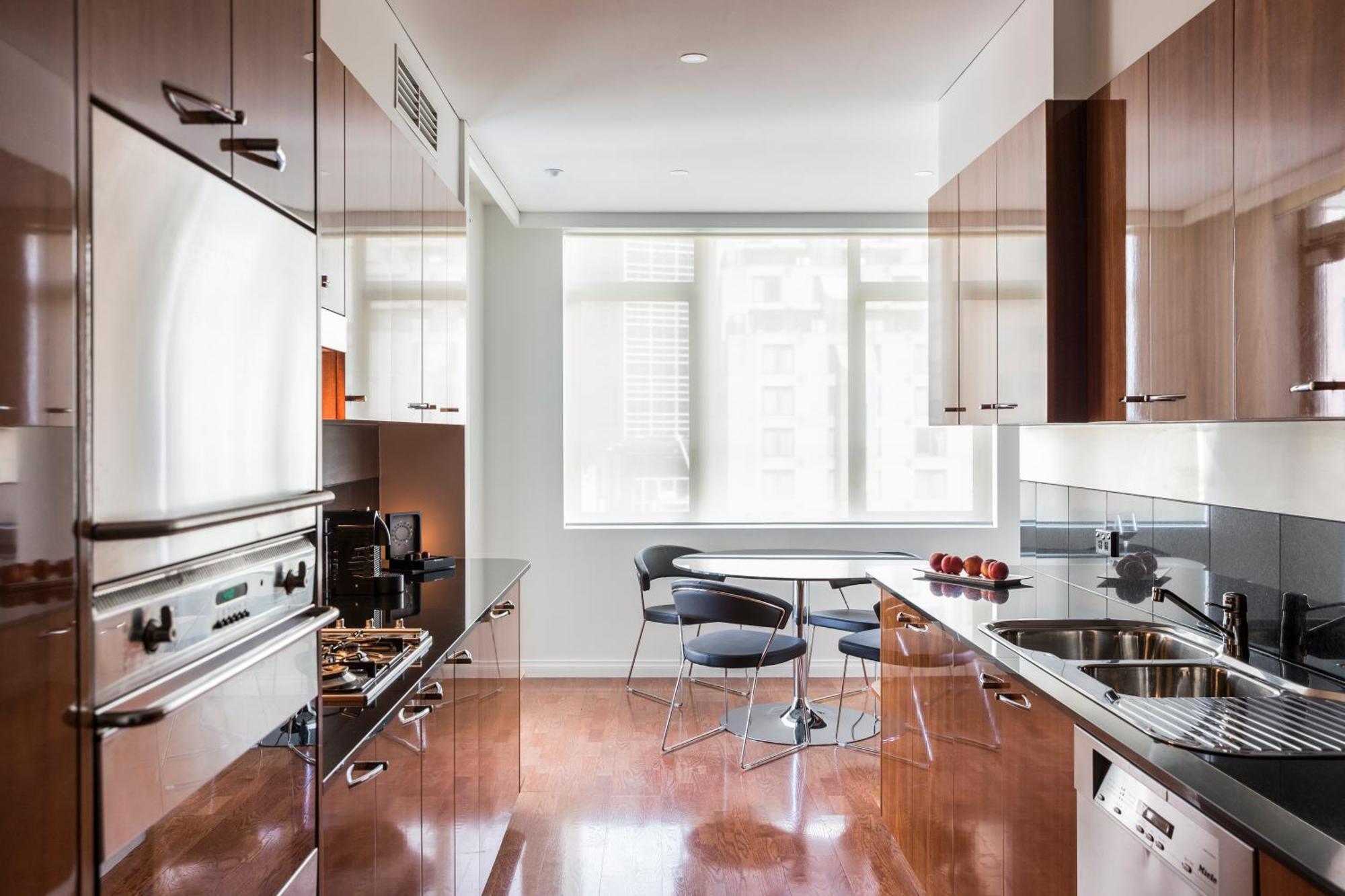 Quay West Suites Melbourne City Exterior foto A modern kitchen
